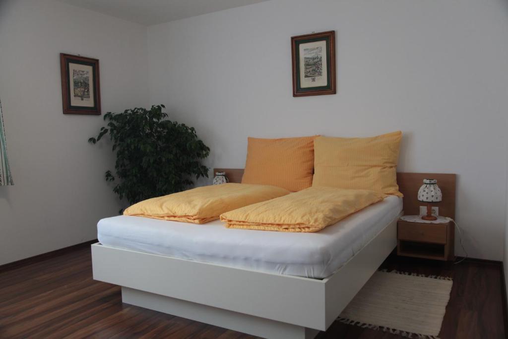 Pension Casa Topolino Винер Нойщат Екстериор снимка