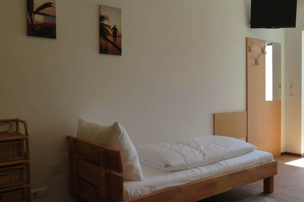 Pension Casa Topolino Винер Нойщат Екстериор снимка