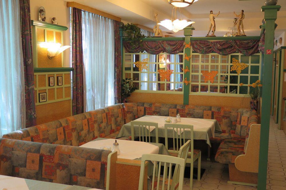 Pension Casa Topolino Винер Нойщат Екстериор снимка