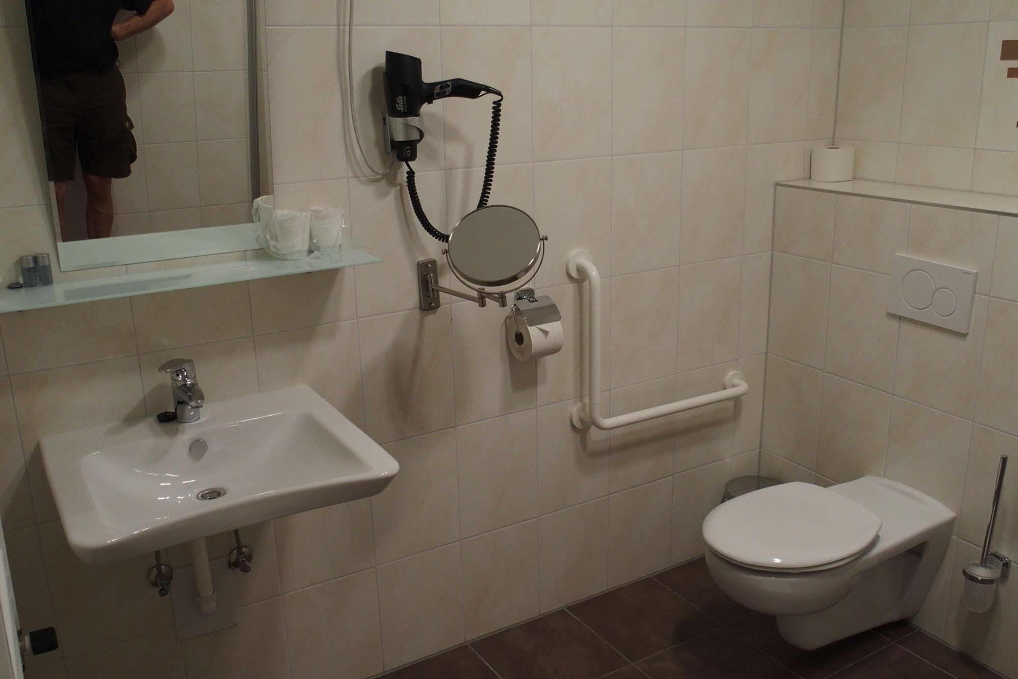Pension Casa Topolino Винер Нойщат Екстериор снимка
